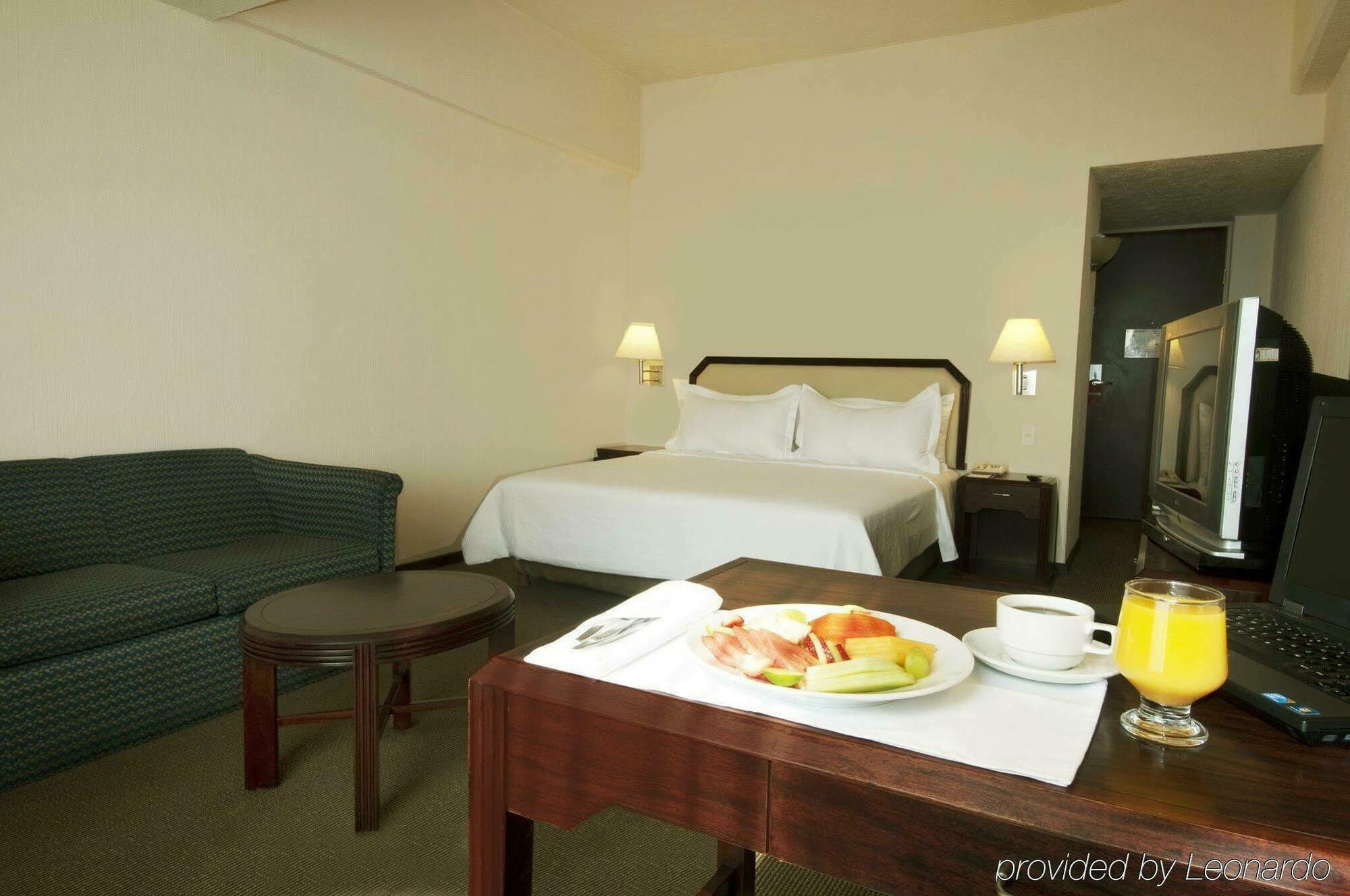 Fiesta Inn Tlalnepantla Tlalnepantla de Baz Habitación foto